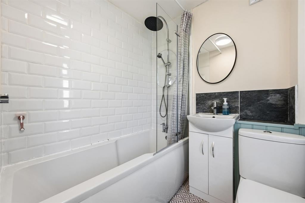 Bathroom - bath and shower.jpg
