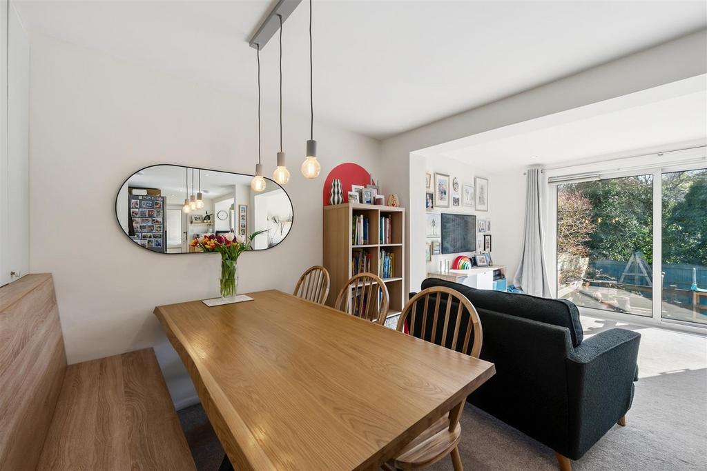 Dining area to lounge.jpg