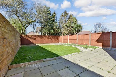 3 bedroom end of terrace house for sale, Irvine Drive, Margate CT9