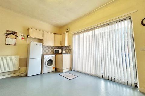 3 bedroom terraced house for sale, Corn Street, Leigh