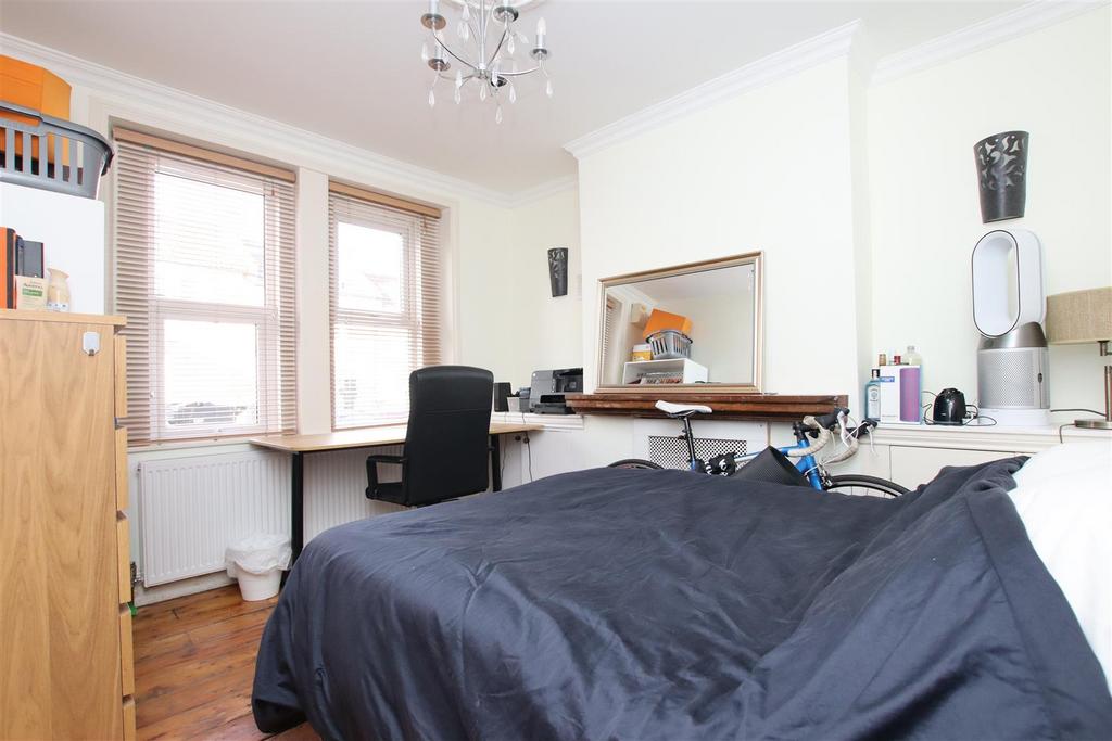Bedroom one.JPG