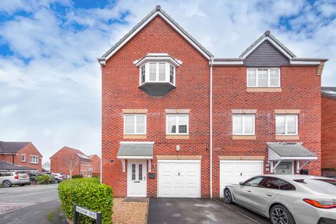 4 bedroom semi-detached house for sale, Ringshaw Drive, Gomersal