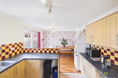 3 bedroom semi-detached house for sale, Pensfold, Bicton Heath, Shrewsbury