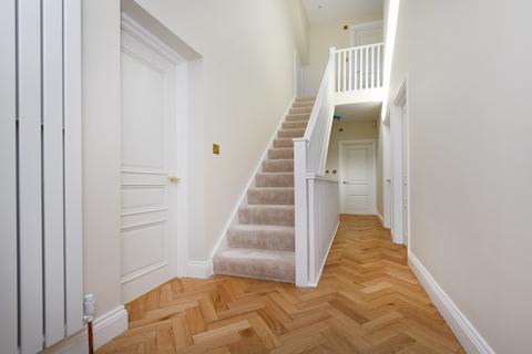 5 bedroom semi-detached house for sale, Parkland Avenue, Upminster RM14