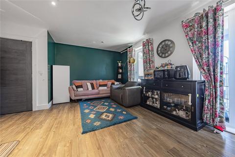2 bedroom apartment for sale, Lion Wharf Road, Isleworth