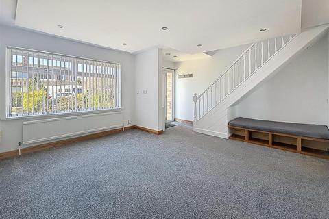 3 bedroom house for sale, St. Nicholas Drive, Hornsea
