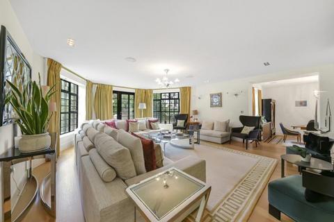5 bedroom terraced house to rent, Wellgarth Road London NW11