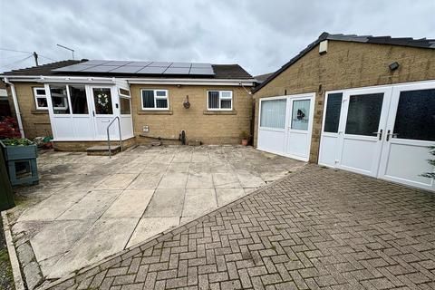 2 bedroom detached house for sale, Elliot Court, Queensbury
