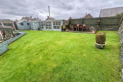 2 bedroom detached house for sale, Elliot Court, Queensbury