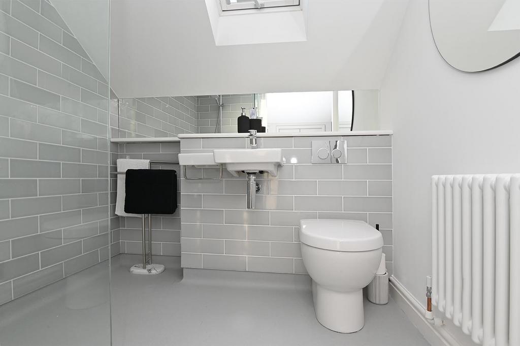 Annexe Showe Room.jpg