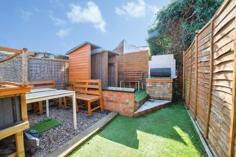 2 bedroom end of terrace house for sale, Arundel Drive, Mansfield, Nottinghamshire, NG19