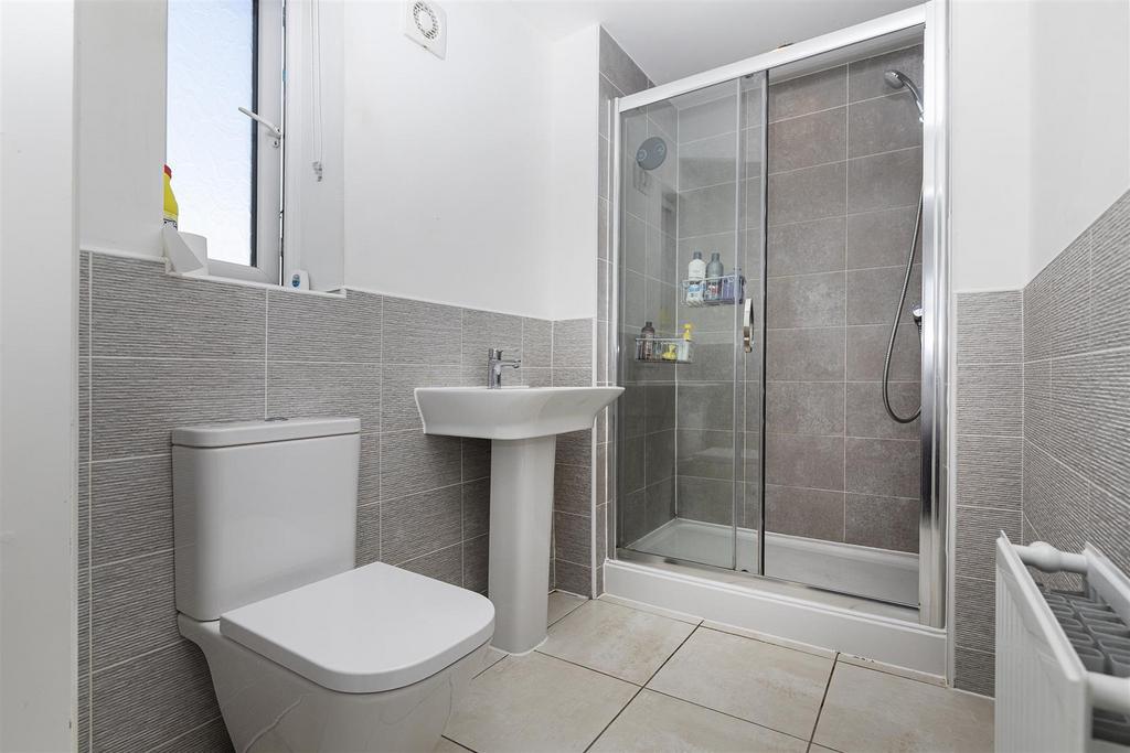 En Suite Shower Room