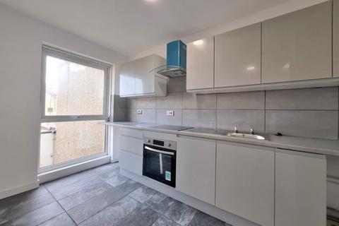 1 bedroom flat to rent, Avenue Road, London N15