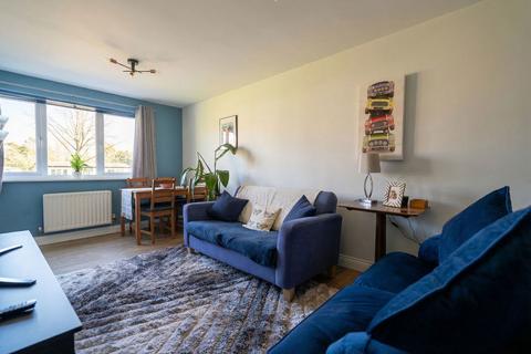 2 bedroom flat for sale, Brandon Court, Wake Green Road, Moseley