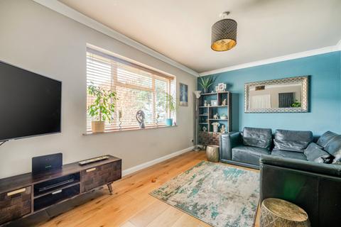3 bedroom terraced house for sale, The Horseshoe, Surrey GU7