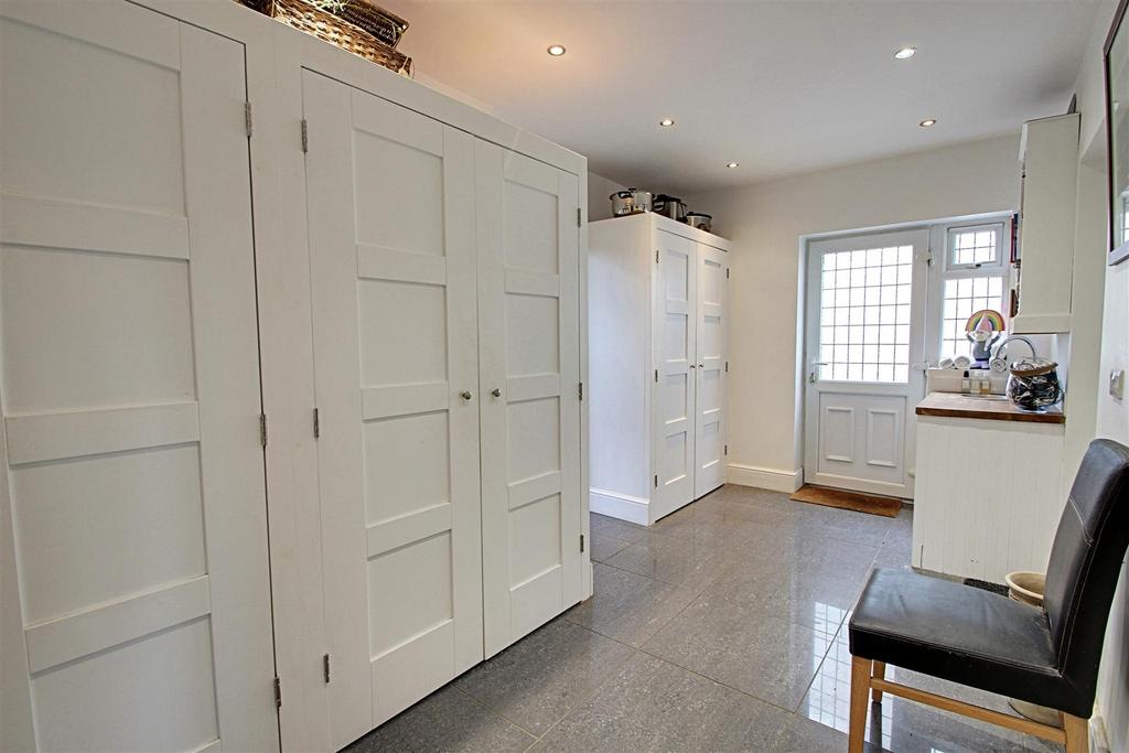 Utility Room.jpg