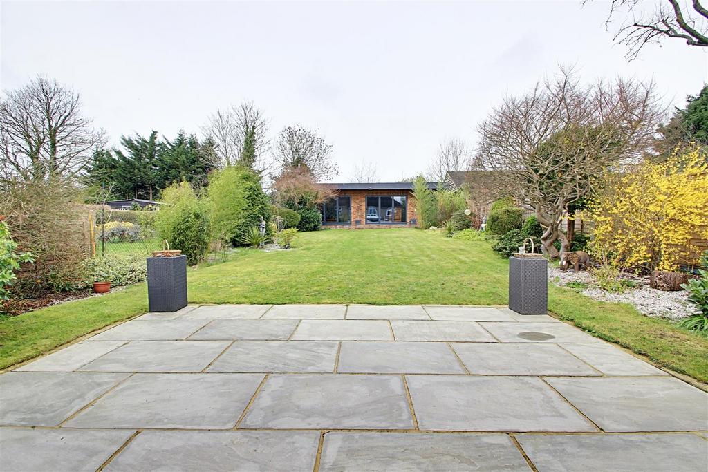 Garden 2.jpg