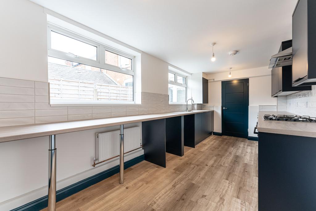 160 Lightwood Road - by Ralph Media Group 01108
