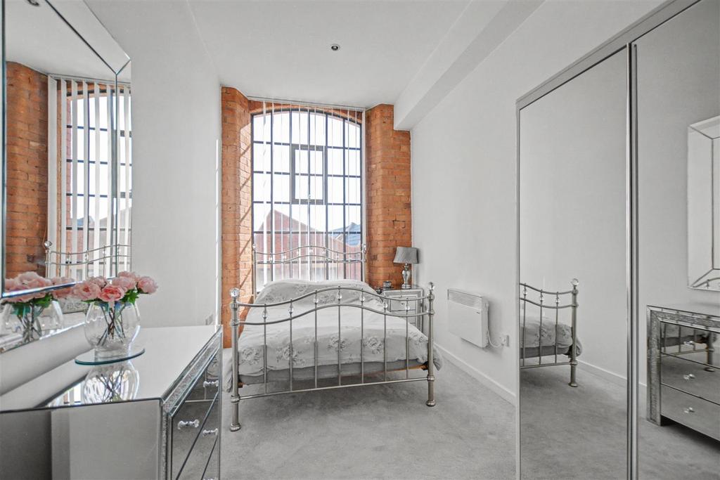 Bedroom 2 1.jpeg