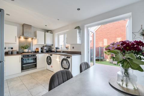 3 bedroom semi-detached house for sale, Bates Way, Moredon, Swindon, SN2