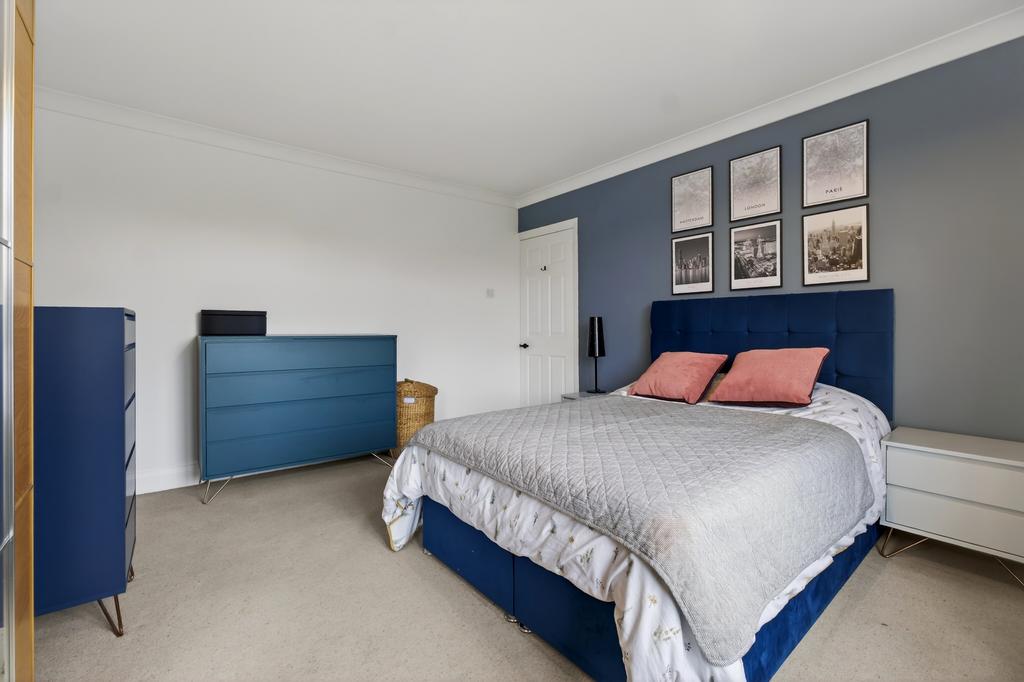 Bed 2 (3)