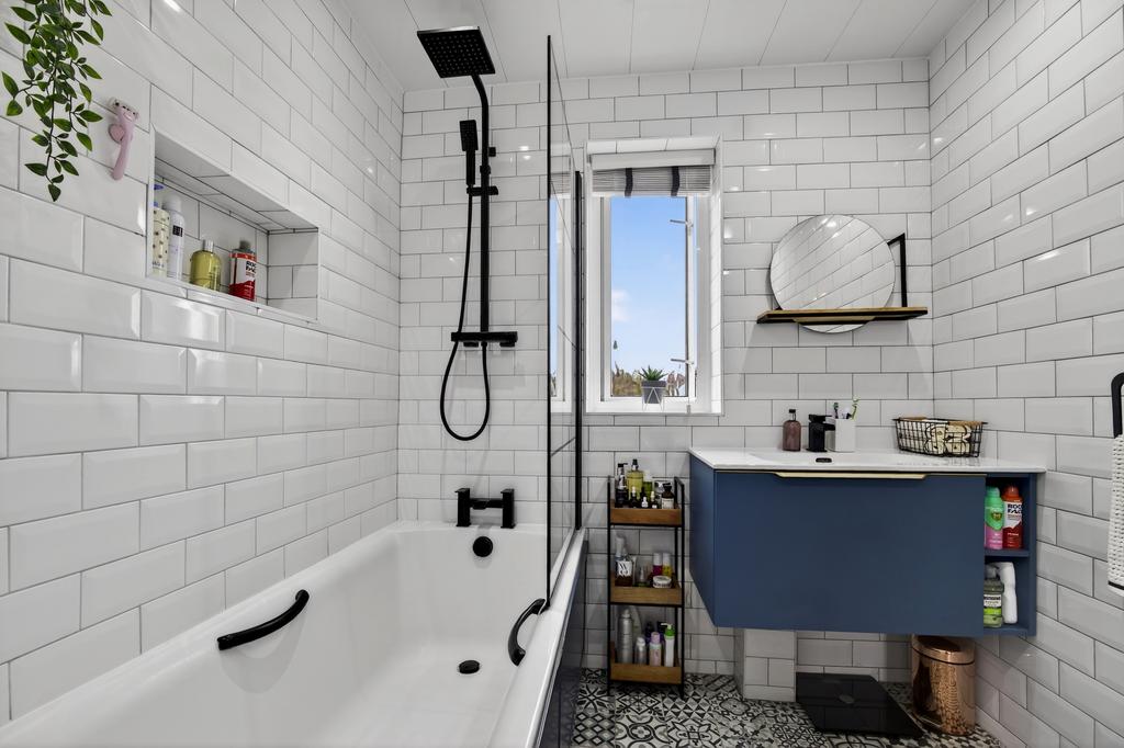 Bathroom (2)