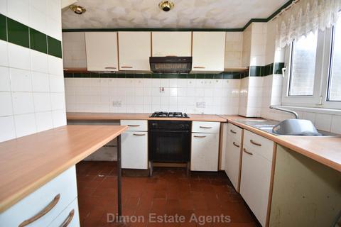 3 bedroom end of terrace house for sale, The Links, Gosport