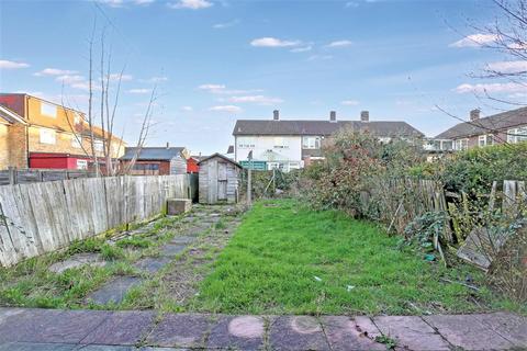 3 bedroom end of terrace house for sale, Luffield Road, London