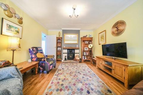 3 bedroom semi-detached house for sale, Lynewood Road, Cromer, NR27