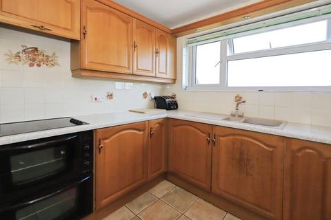2 bedroom flat for sale, Somerleyton Court, KIDDERMINSTER, Worcestershire, DY10