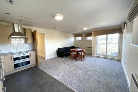 undefined, London Road, Newcastle ST5