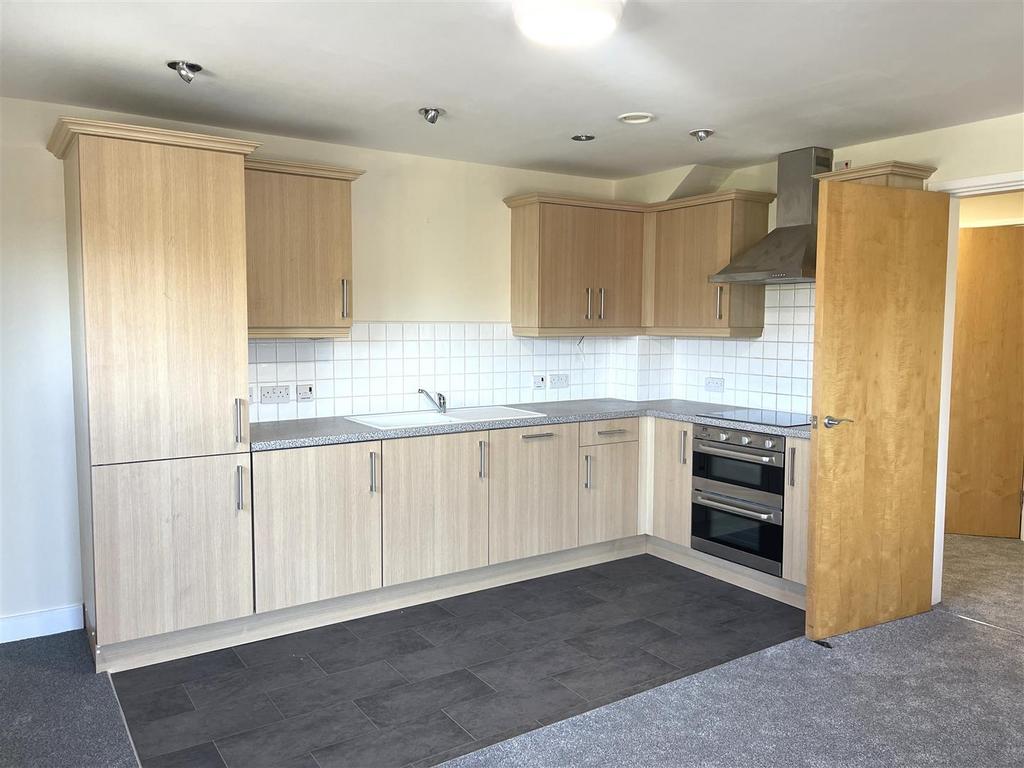 Kitchen Area.jpg