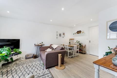 2 bedroom flat for sale, Foundry Lane, Widnes WA8