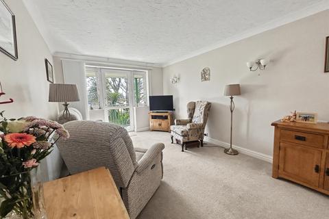 2 bedroom retirement property for sale, Poole