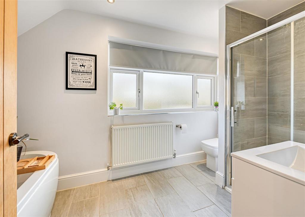 68 Sandringham Road-14.jpg