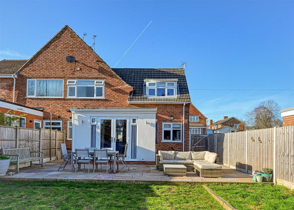 68 Sandringham Road-4.jpg