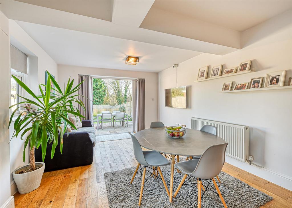 68 Sandringham Road-18.jpg