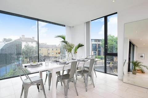 3 bedroom apartment to rent, Oval Road, Primrose Hill, NW1