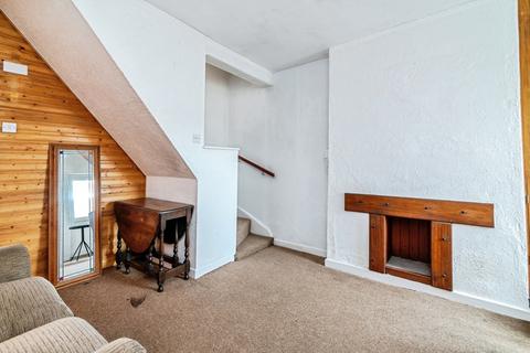 2 bedroom end of terrace house for sale, Warwick Street, Nottingham, Nottinghamshire, NG7