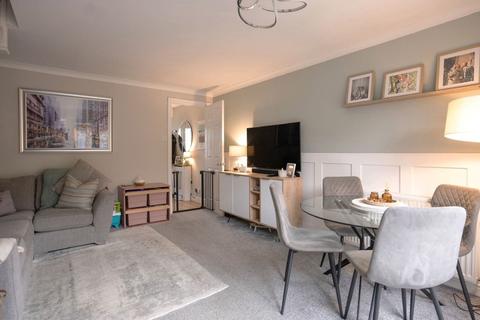 undefined, Elgar Drive, Shefford SG17