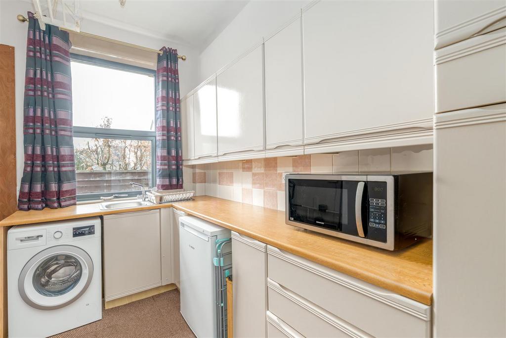 5 lockhart place-7.jpg