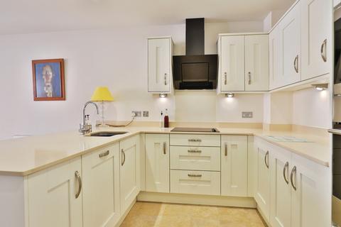 1 bedroom flat for sale, Royal Close, Christchurch, Dorset, BH23