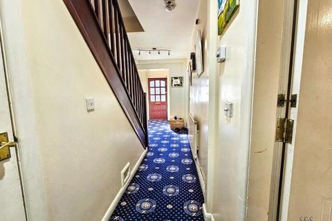 undefined, Salford M7