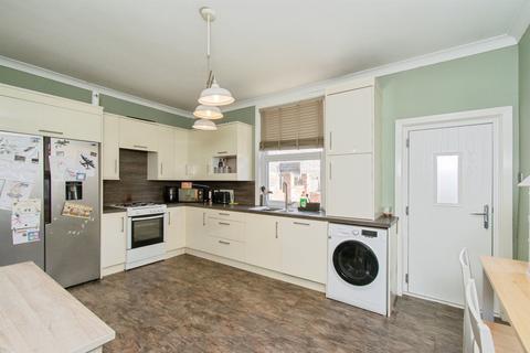 3 bedroom end of terrace house for sale, Stanley Street, Castleford