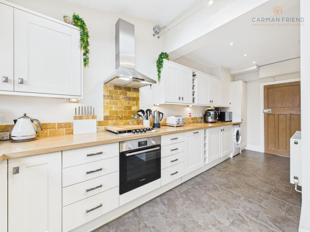 Kitchen/Dining
