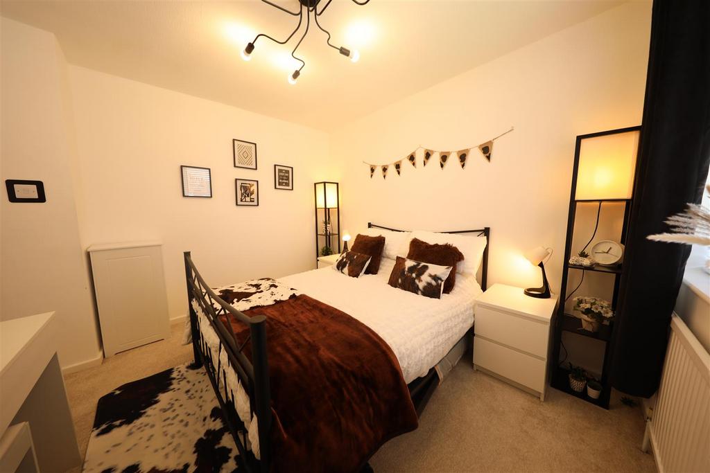 0 a4 a0092.jpg