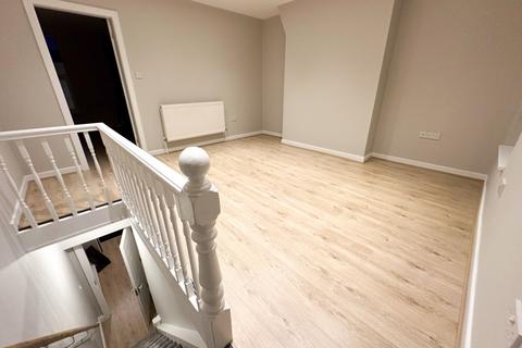 undefined, Westgate Road, L15 5BA,