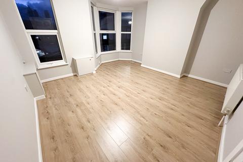 undefined, Westgate Road, L15 5BA,