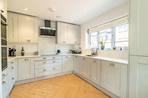undefined, Garden Court, Hitchin SG4