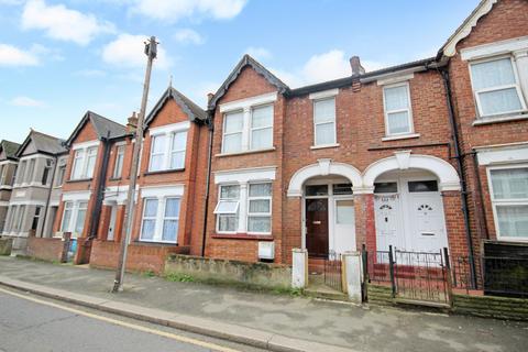 2 bedroom maisonette for sale, Masons Avenue, Harrow, Middlesex HA3
